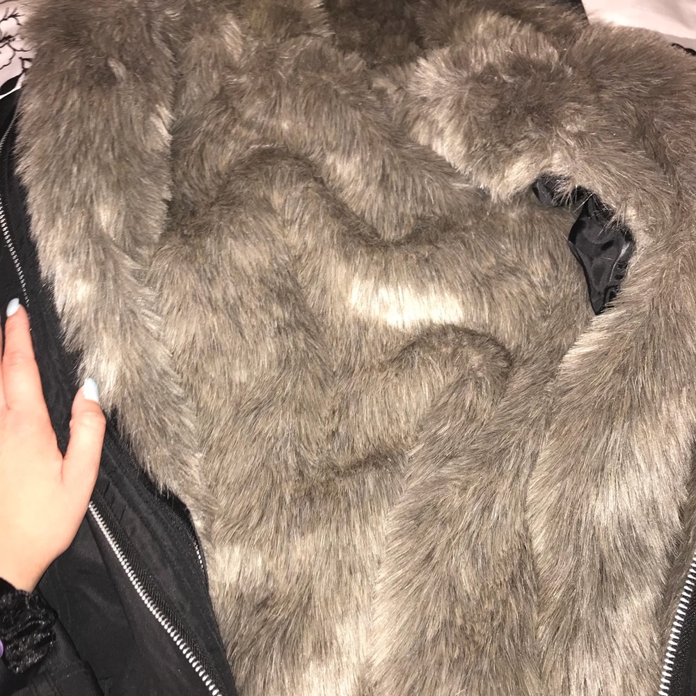 jacket - Picture 2 of 3